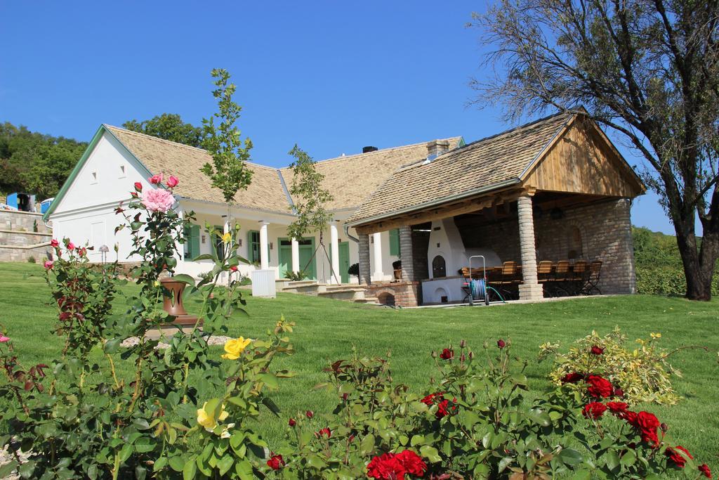 Szekszárd 塔克勒库里亚旅馆酒店 外观 照片