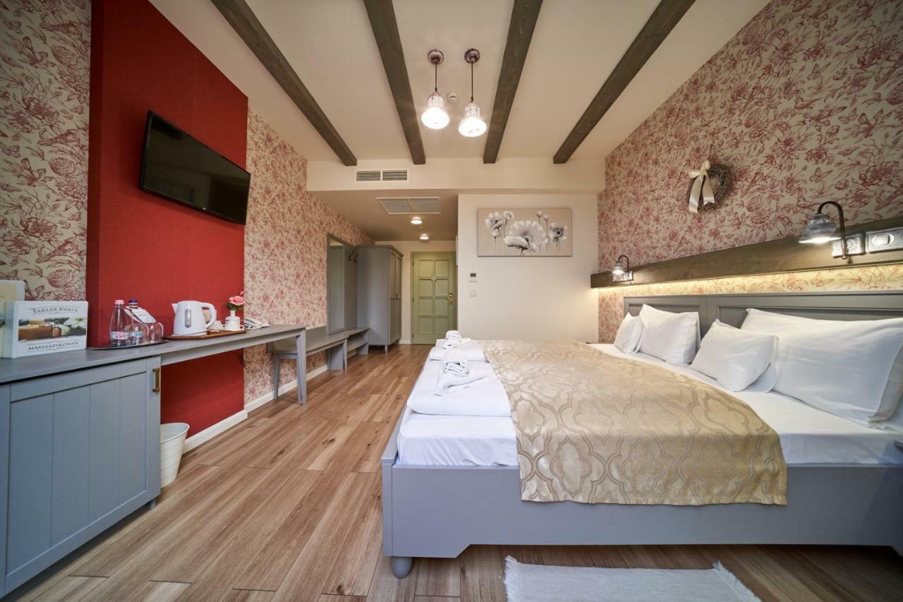 Szekszárd 塔克勒库里亚旅馆酒店 外观 照片